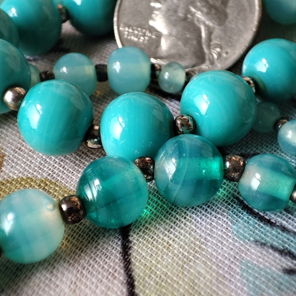 Aqua Turquoise 4 Strand Glass Beaded Necklace Vintage EUC A Mermaid Wore This - Picture 9 of 12